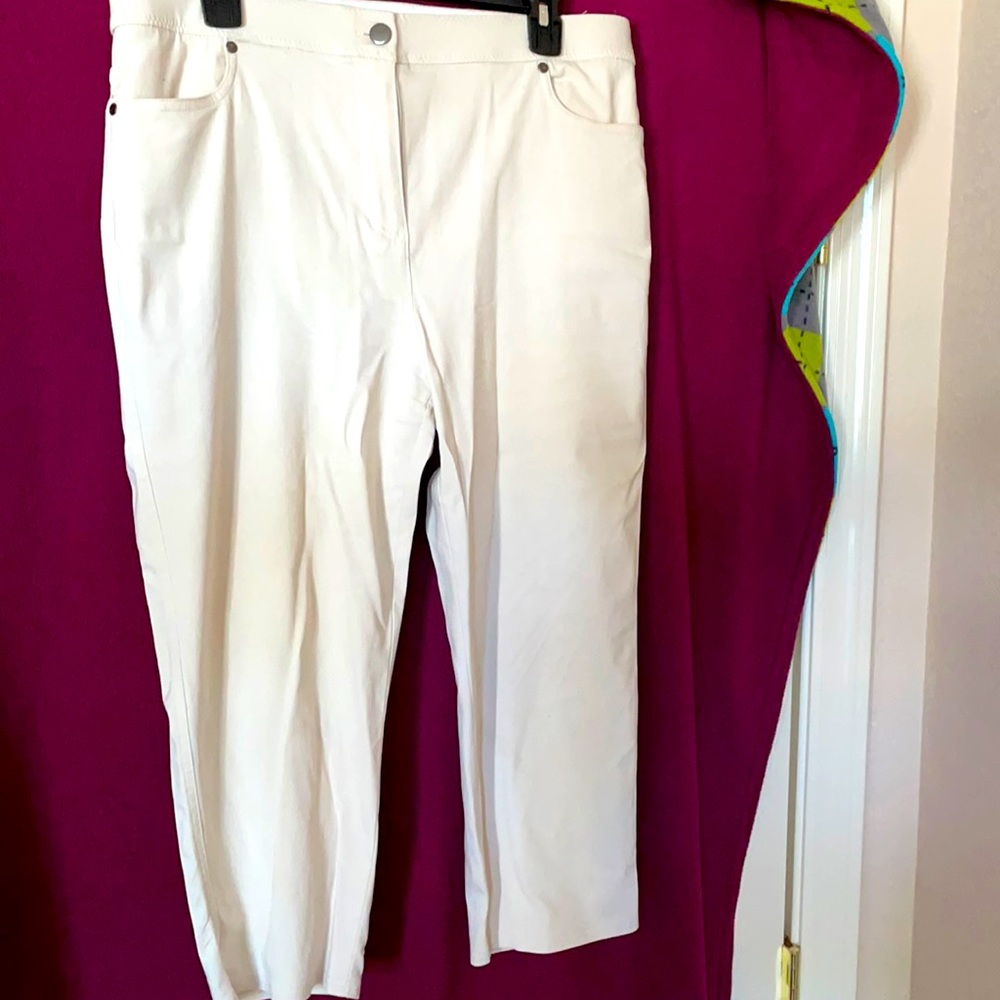 Light tan capris